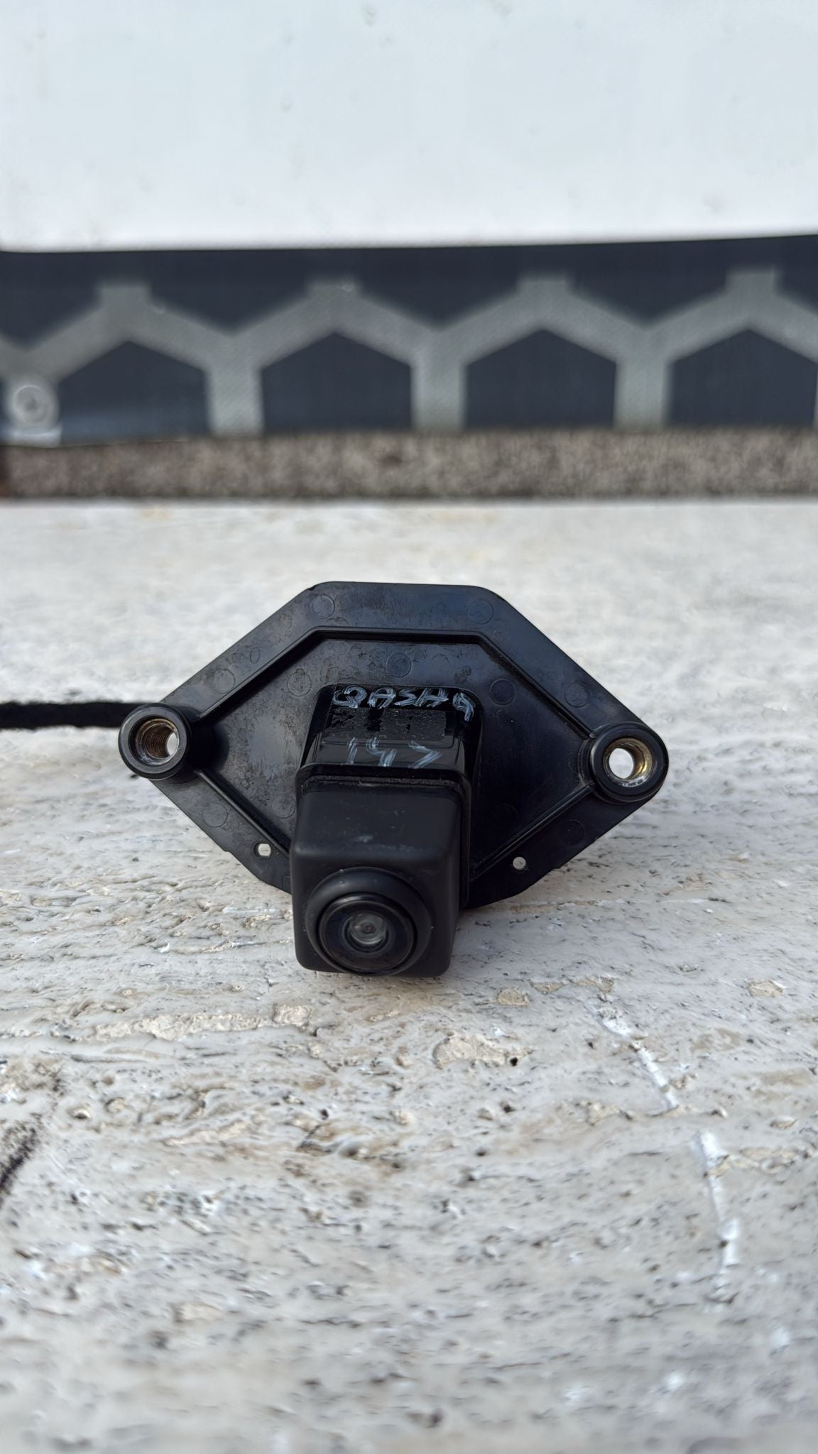 TELECAMERA POSTERIORE NISSAN QASHQAI 14> ORIGINALE USATO COD: 28442-HV00A