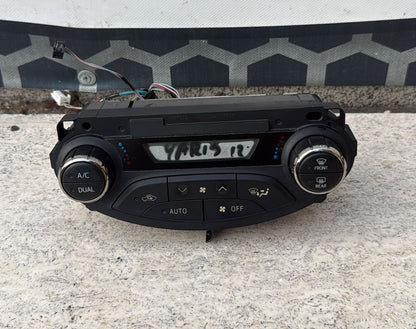 CONTROLLO CLIMATICO TOYOTA YARIS ACTIVE HYBRID 2014-2016 COD: 559000D340