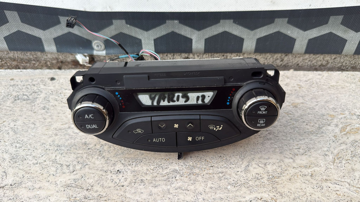CONTROLLO CLIMATICO TOYOTA YARIS ACTIVE HYBRID 2014-2016 COD: 559000D340