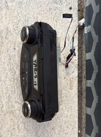 CONTROLLO CLIMATICO TOYOTA YARIS ACTIVE HYBRID 2014-2016 COD: 559000D340